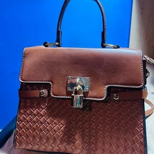 Elegant Brown Handbag